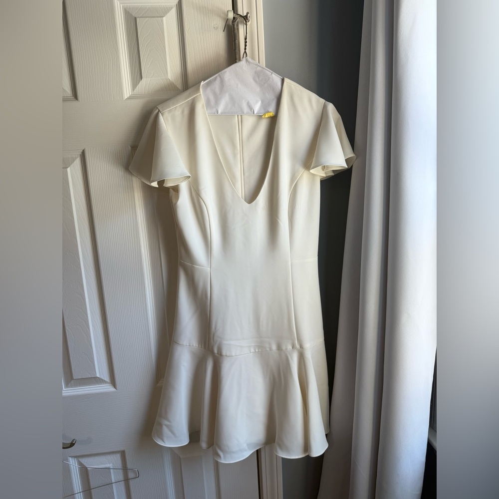 Amanda Uprichard Elegant Cream Dress with Flared Hem